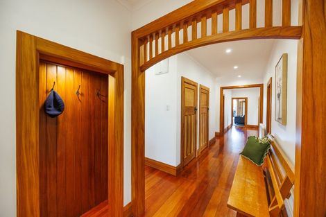 Photo of property in 75 Limbrick Street, Terrace End, Palmerston North, 4410