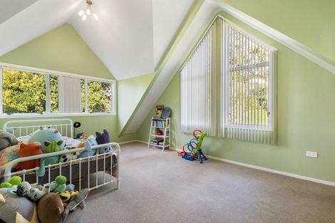 Photo of property in 83 Stillwater Crescent, Stillwater, Silverdale, 0993