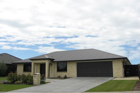 Photo of property in 37 Rowse Street, Rangiora, 7400
