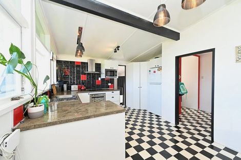 Photo of property in 65 Freyberg Avenue, Tamatea, Napier, 4112