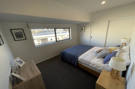 Photo of property in 77b Herald Street, Berhampore, Wellington, 6023