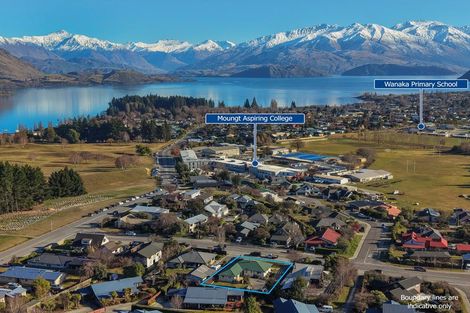 Photo of property in 7 Kings Drive, Wanaka, 9305