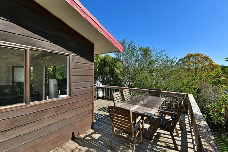 Photo of property in 2/88 Athena Drive, Totara Vale, Auckland, 0629