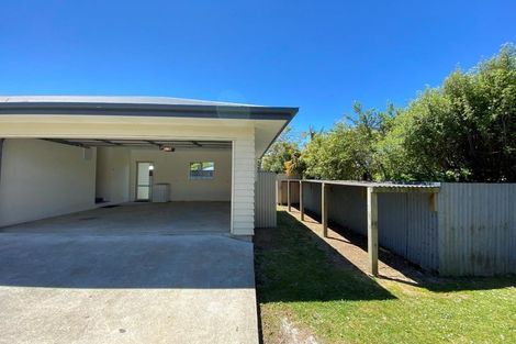 Photo of property in 30 Feary Crescent, Takaka, 7110