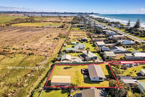 Photo of property in 252 Pukehina Parade, Pukehina, Te Puke, 3189