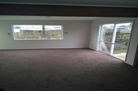 Photo of property in 1/24 Solveig Place, Randwick Park, Auckland, 2105