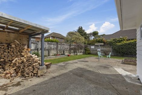 Photo of property in 13 Whites Line West, Woburn, Lower Hutt, 5010