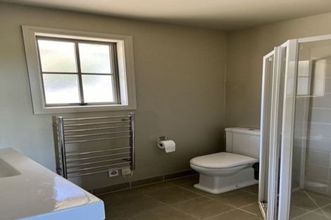 Photo of property in 249 Whitford-maraetai Road, Whitford, Howick, 2571