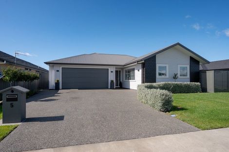 Photo of property in 5 Mckay Close, Frimley, Hastings, 4120