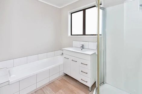 Photo of property in 17 Rangataua Place, Manurewa, Auckland, 2102