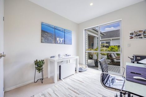 Photo of property in 14 Ropere Street, Kumeu, 0810
