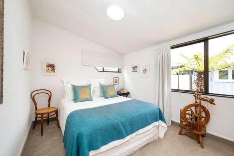 Photo of property in 21a Chambers Street, Havelock North, 4130