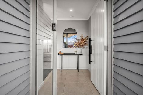 Photo of property in 6 Dunlops Crescent, Marshland, Christchurch, 8083