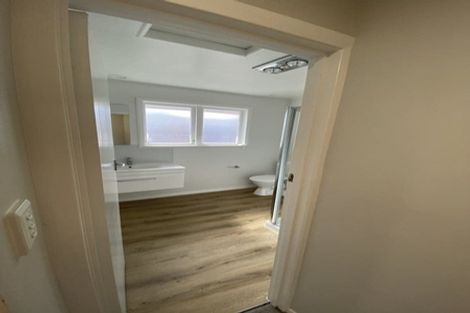 Photo of property in 2/8 Bowling Avenue, Epsom, Auckland, 1023