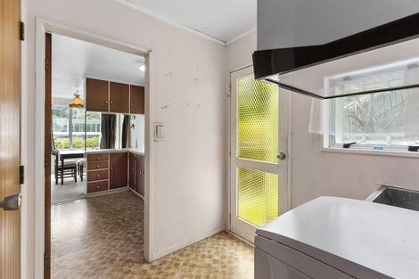 Photo of property in 11 Yarrow Place, Papakowhai, Porirua, 5024