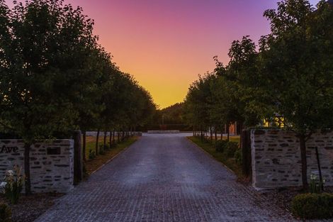 Photo of property in Butel Park, 15 Essex Avenue, Arrowtown, 9302