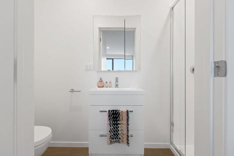 Photo of property in 1 Ara Waione, Omokoroa, 3114