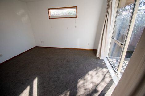Photo of property in 2/18 Kirsten Place, Parklands, Christchurch, 8083
