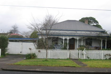 Photo of property in 18 Alexander Street, Papakura, 2110