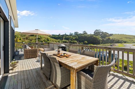 Photo of property in 7 Tama Road, Riversdale Beach, Masterton, 5872