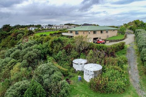 Photo of property in 16 Kotare Crescent, Pahi, Paparoa, 0571