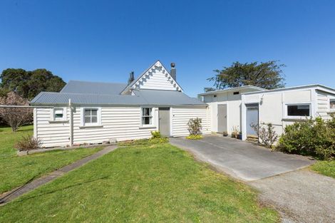 Photo of property in 3363 State Highway 2, Clareville, Carterton, 5713