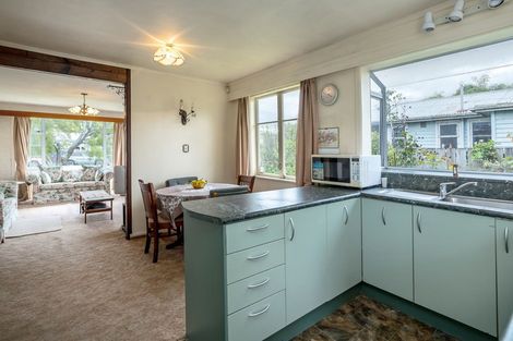 Photo of property in 16 Oxford Street, Lansdowne, Masterton, 5810