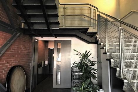 Photo of property in 33 Sale Street, Cockle Bay, Auckland, 2014