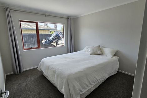 Photo of property in 63 Katerini Grove, Papamoa Beach, Papamoa, 3118