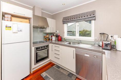 Photo of property in 93 Crofton Road, Harewood, Christchurch, 8051