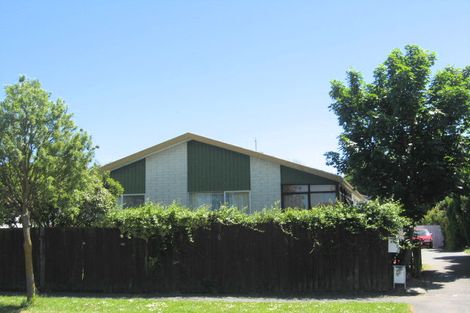 Photo of property in 1/43 Oldwood Street, Bishopdale, Christchurch, 8053