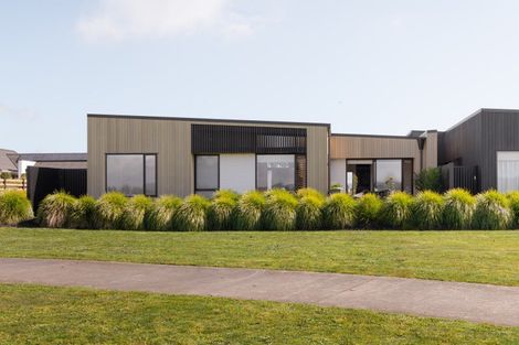 Photo of property in 6/11 Kaniera Terrace, Cambridge, 3434