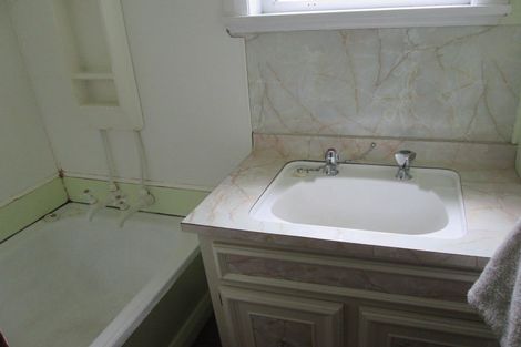 Photo of property in 13 Park Road, West End, Palmerston North, 4412