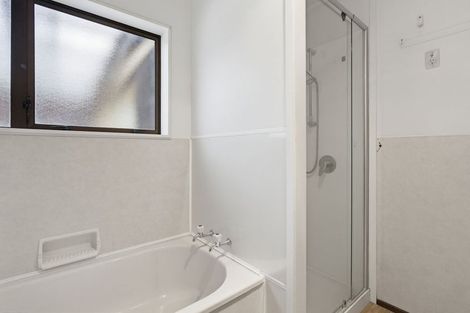 Photo of property in 2a Civic Place, Waiuku, 2123