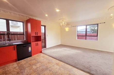 Photo of property in 3/48 Pooks Road, Ranui, Auckland, 0612