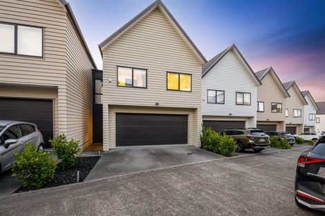 Photo of property in 10 Arran Point Parade, Orewa, 0931