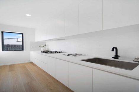 Photo of property in 9 Korowhiti Road, Clarks Beach, 2122