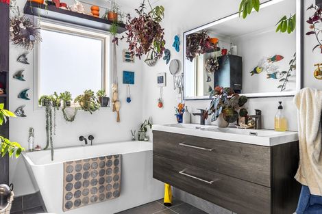 Photo of property in 20 Linkwater Way, Parklands, Christchurch, 8083