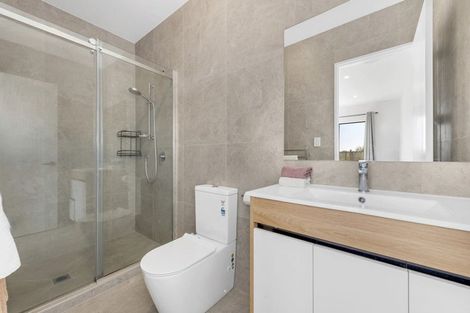 Photo of property in 8 Frontier Lane, Flat Bush, Auckland, 2019