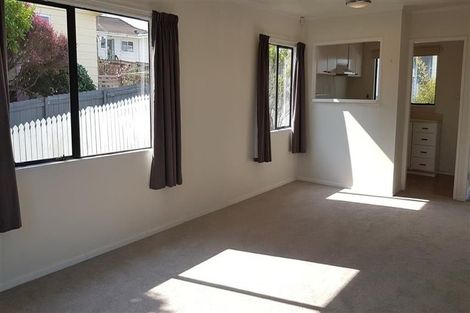 Photo of property in 17 Benchmark Drive, Massey, Auckland, 0614