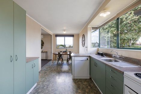 Photo of property in 16 Myrlene Place, Nawton, Hamilton, 3200