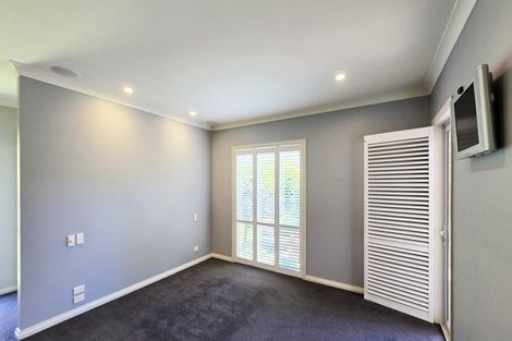 Photo of property in 72 Kent Terrace, Taradale, Napier, 4112
