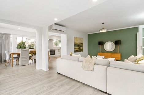 Photo of property in 144 Wairakei Road, Bryndwr, Christchurch, 8053