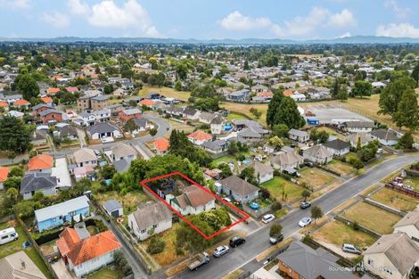 Photo of property in 15 Paul Crescent, Fairfield, Hamilton, 3214