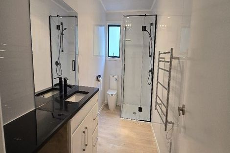 Photo of property in 15 Bowling Avenue, Epsom, Auckland, 1023