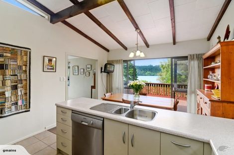 Photo of property in 50 Okareka Loop Road, Lake Okareka, Rotorua, 3076