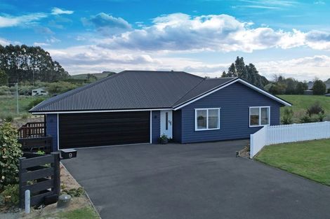 Photo of property in 9 Grove Avenue, Weston, Oamaru, 9401