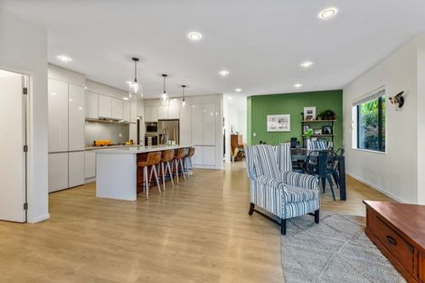 Photo of property in 120 Pohutukawa Parade, Riverhead, 0820