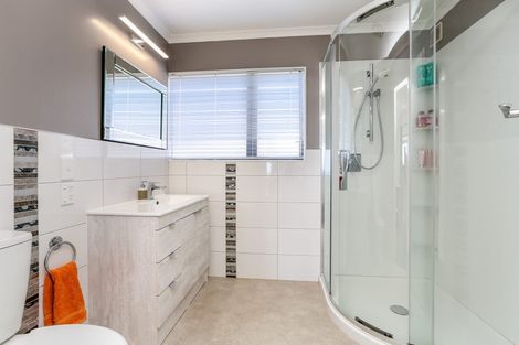 Photo of property in 401 Devon Street East, Strandon, New Plymouth, 4312