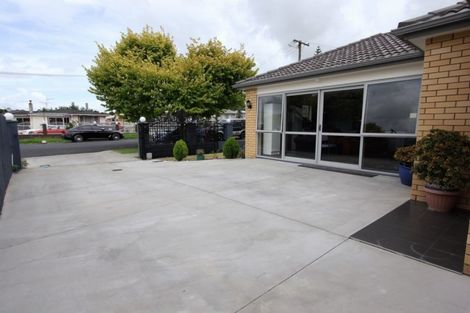 Photo of property in 23a Gifford Road, Papatoetoe, Auckland, 2025